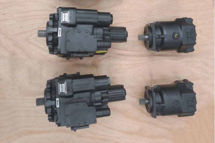 Manual hydraulic pump