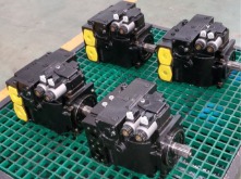 Hydraulic piston pump