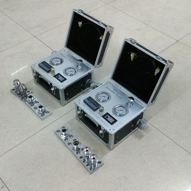 Maintenance helper hydraulic tester