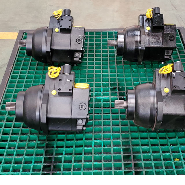 Supporting travel hydraulic system