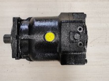 Heavy duty fixed displacement motor