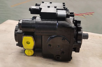 Tractor manually controlled hydraulic oil pump