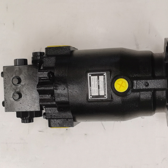 Heavy Duty Hydraulic Motors For Mobile Crushers With Cast Iron Housing