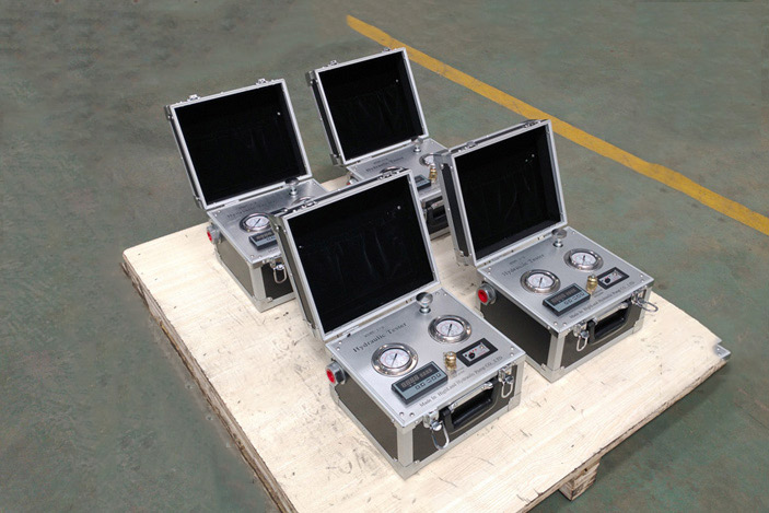 hydraulic detector