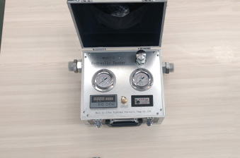 hydraulic flow detector