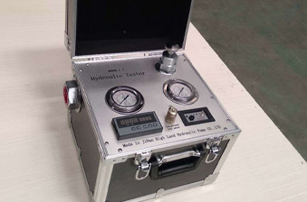 hydraulic flow detector
