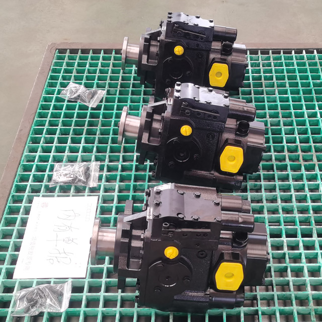 Iron ore hydraulic piston pump
