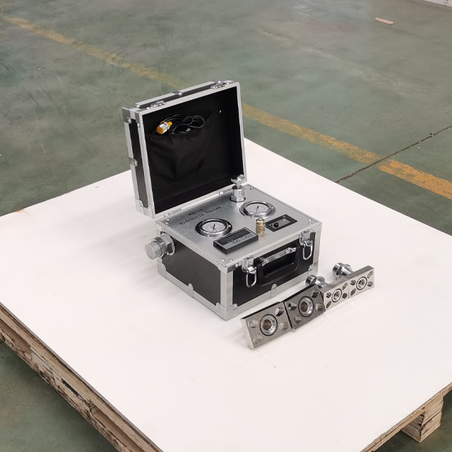 portable hydraulic pressure testing machine