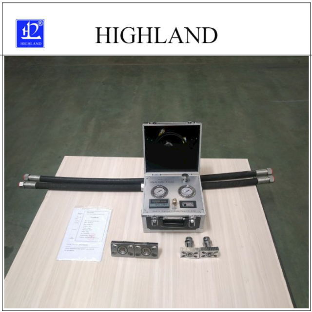 Portable hydraulic pressure testing machine