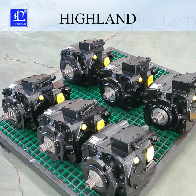Snow plow variable piston pump